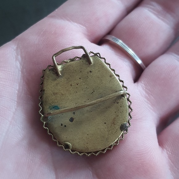 Antique Vintage Cobalt Blue Glass Metal Necklace Pendant W/ Subtle Floral Design - Picture 3 of 5